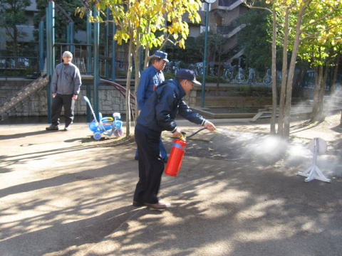 消防訓練の様子（写真1）