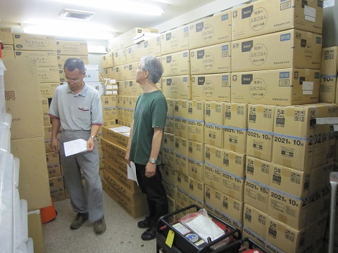 備蓄倉庫見学（写真9）