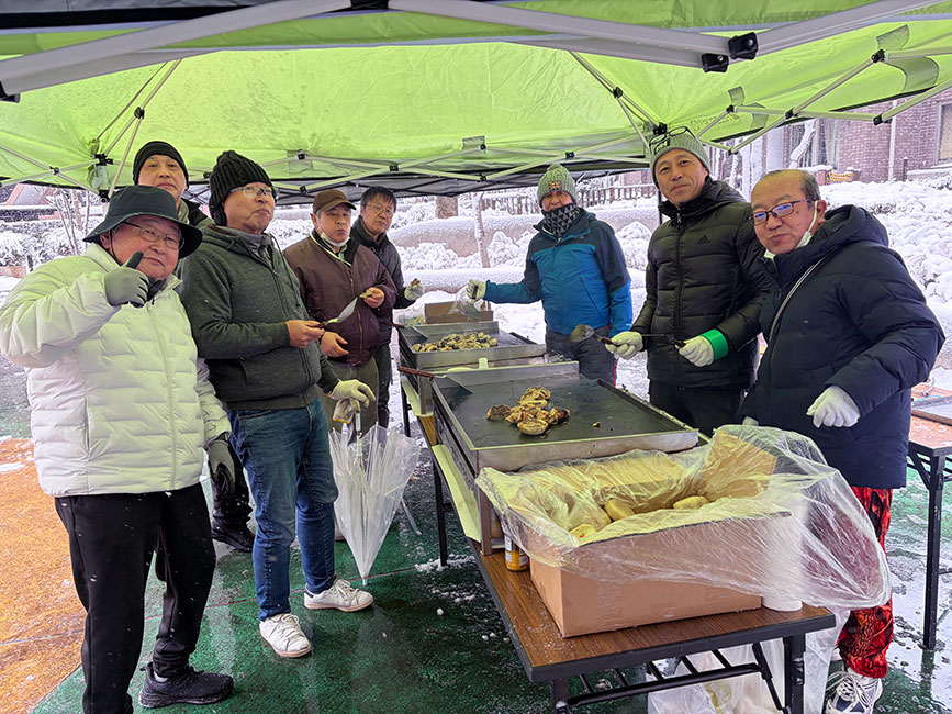 おやきづくりの様子